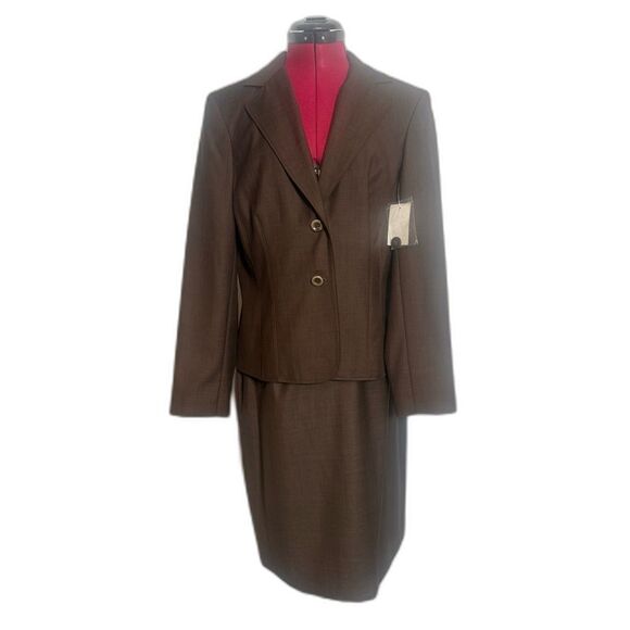 NWT Worthington Skirt Suit Size 10 Deep Chocolate 2-Piece Set Blazer & Skirt